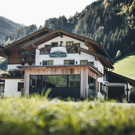 Hotel Landhaus Neumayr グロースアルル エクステリア 写真