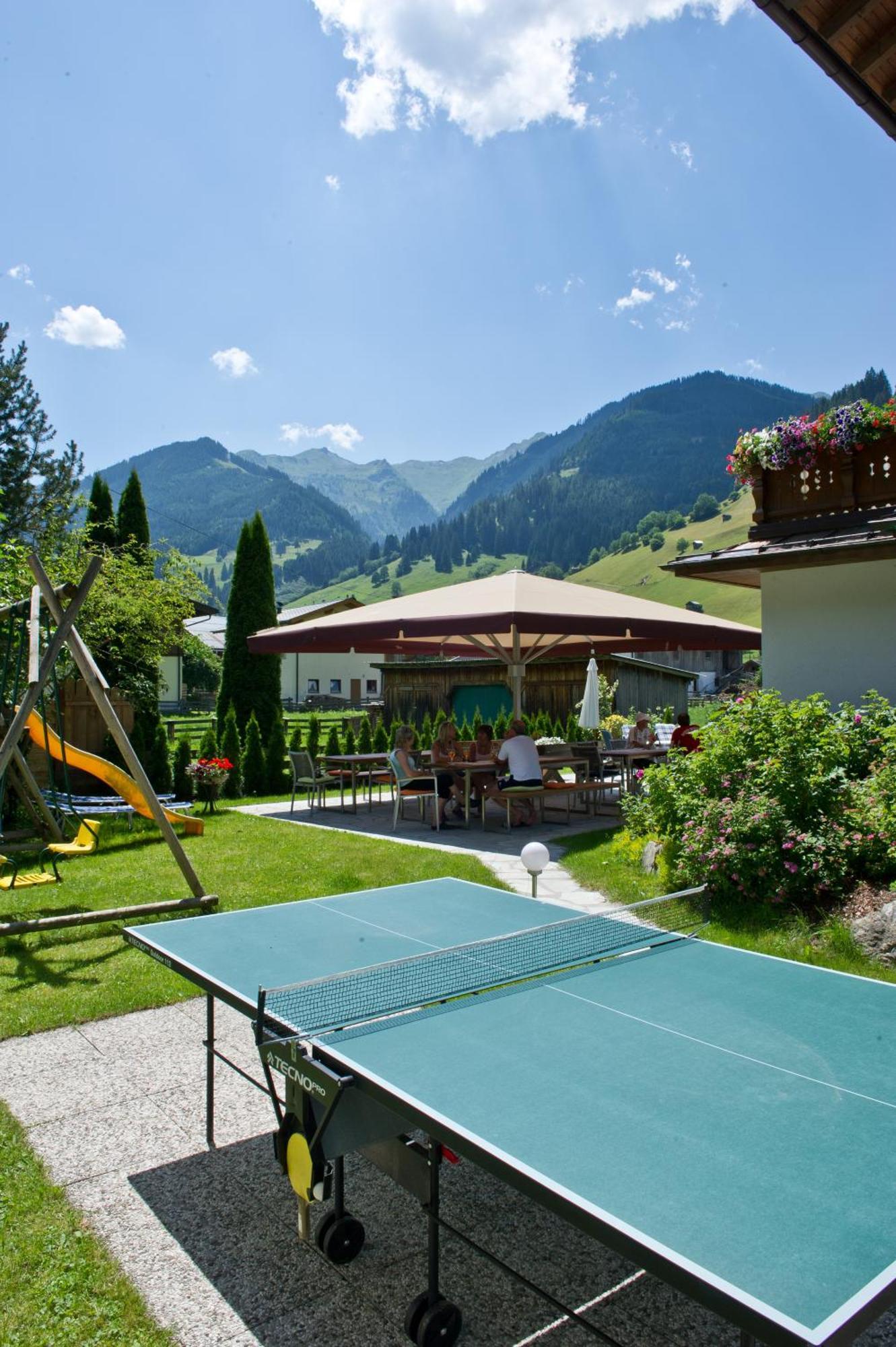 Hotel Landhaus Neumayr グロースアルル エクステリア 写真